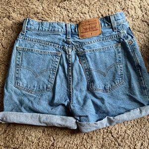 Vintage Levi 551 shorts